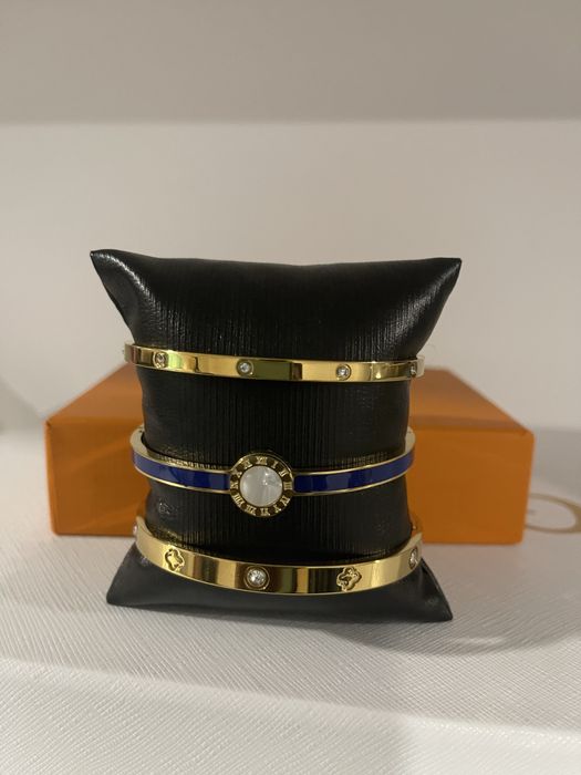 Conjunto pulseiras de luxo