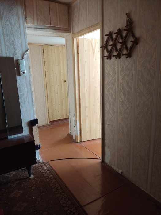 Продам 2-х кімнатну квартиру в центрі Чугуїва