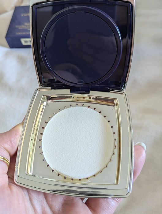 Esteé Lauder DoubleWear Stay-In-Place Matte Powder Foundation SPF 10