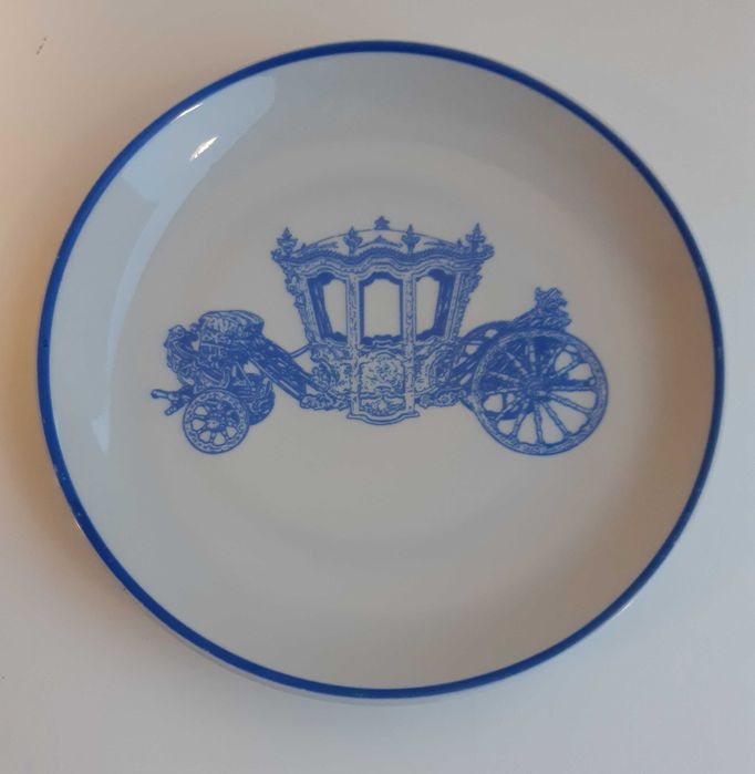 Lindo Pratinho em Porcelana "Coche de D. João V"