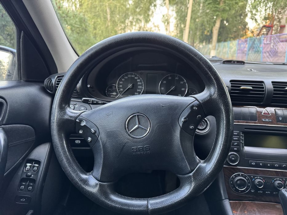 Продам Mercedes , на автоматі, 1.8 газ/бензин