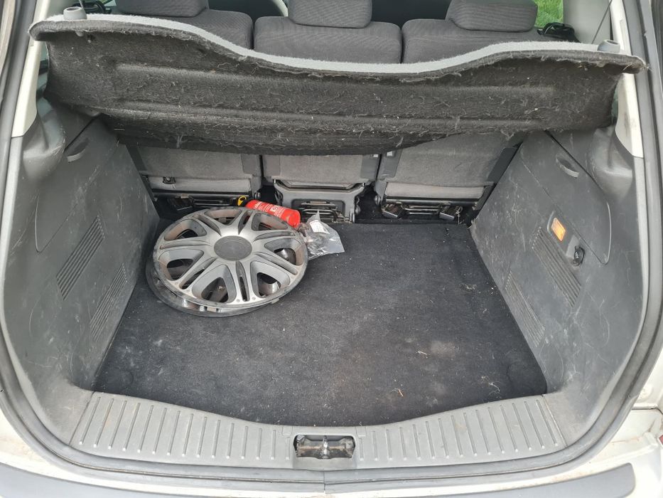 Ford C-Max 2008 photo 2