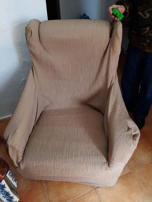 Sofá  verde extensível