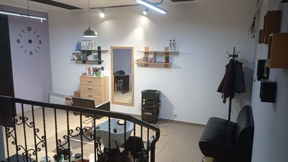 Продам  не житлове  приміщення Грушевського