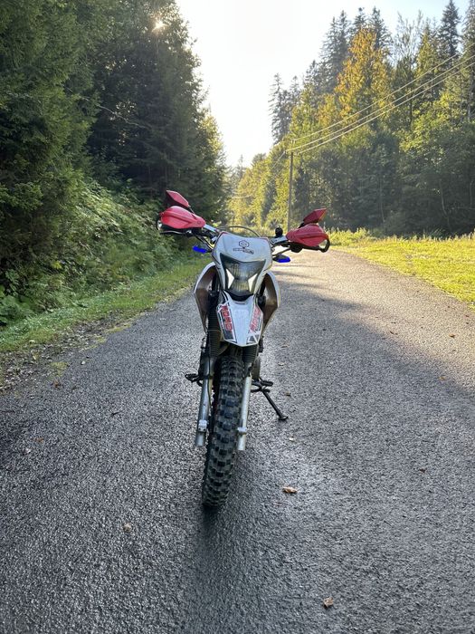 Продам geon x road light250 срочно!