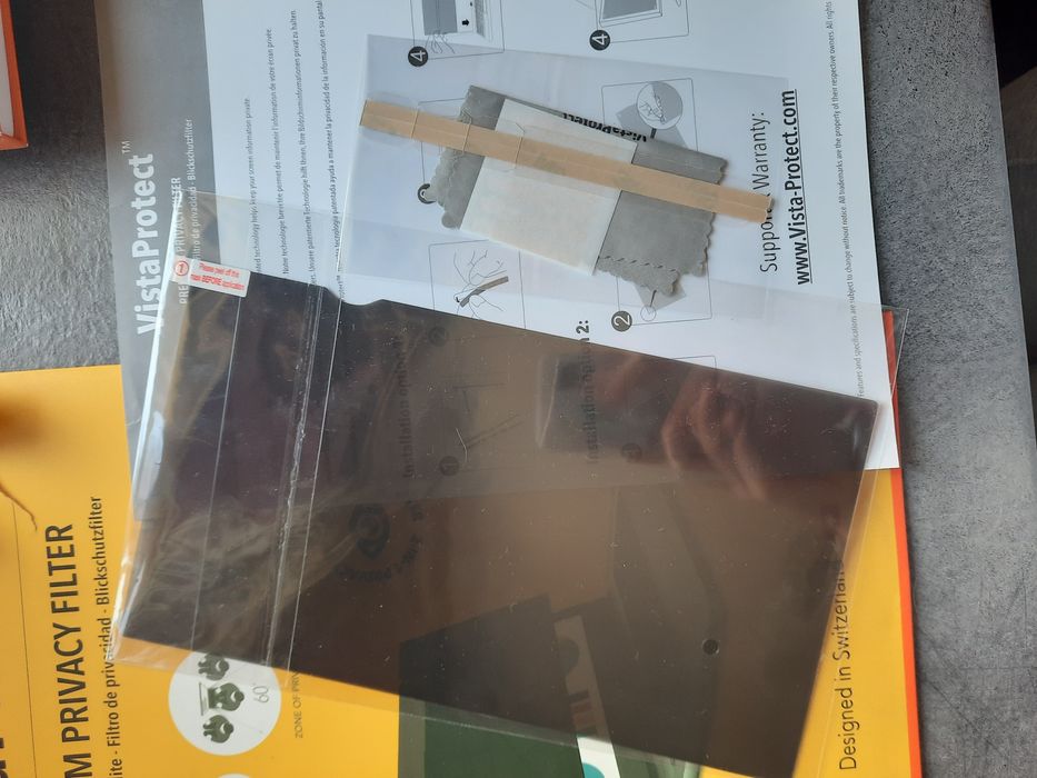 Filtr prywatyzujący privacy folia na    11,6 " cal marka VistaProtect