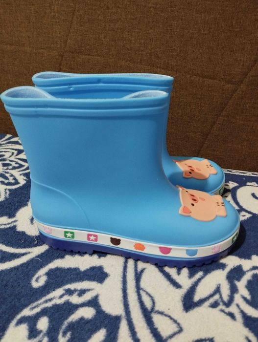 Резиновые сапоги