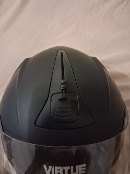 Срочьно!! продам новый мото шлем Virtue размер S  Эвропа
