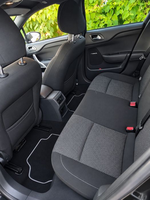 Citroen DS4  1.6 e-HDI  115 CV — photo 5