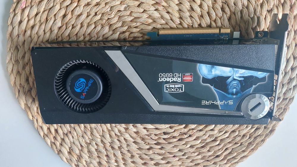 Karta Graficzna Radeon HD 6950 TOXIC EDITION
