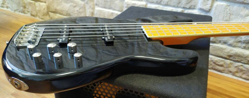 Nowa Gitara Basowa Markbass GV 5 Gloxy Val BLACK CR MP