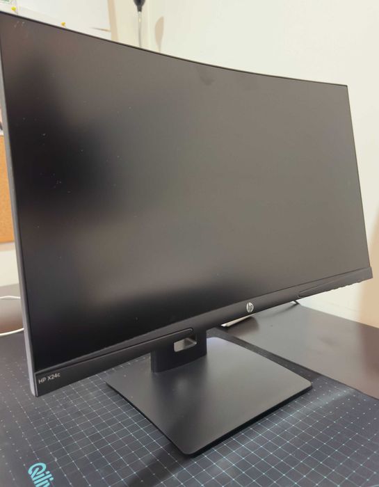 Setup Gaming Completo - PC RTX 3060 Ti + Monitor HP Curvo 144Hz (Excelente Estado)