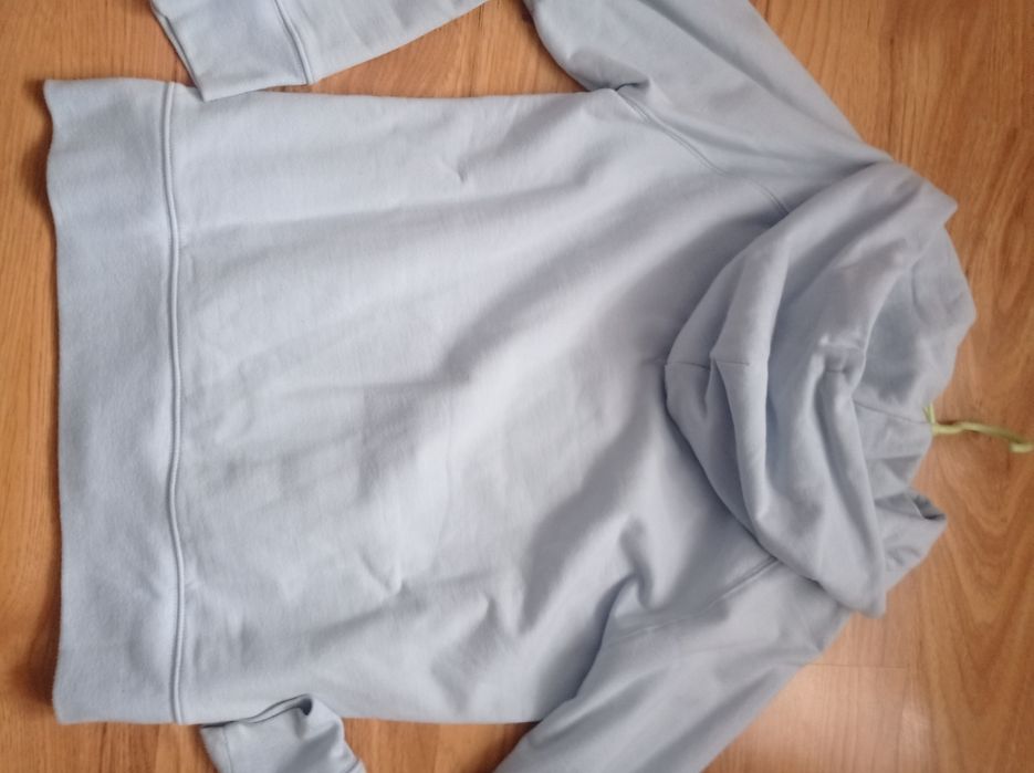 Nowa bluza z kapturem GAP