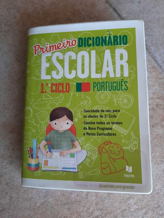 Primeiro Dicionário Escolar - 1º Ciclo