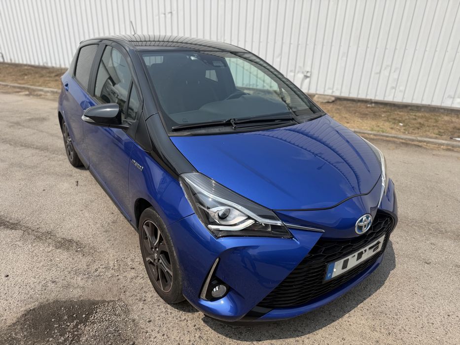 Toyota yaris 1.4 hybrid  autonatico — photo 4