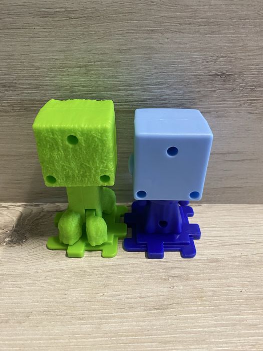 Figurki z serii Minecraft