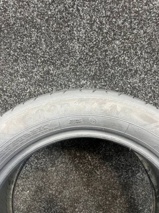 Good Year 205/55R16 Efficient Grip Perfomance 2