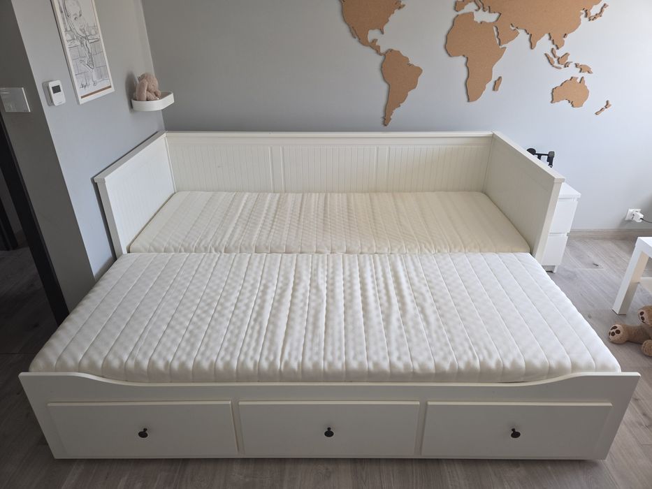 Ikea hemness łóżko leżanka biała plus materace