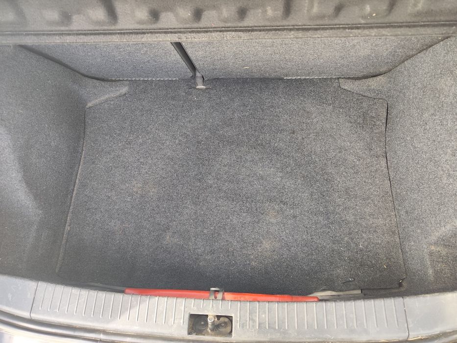 VENDO SEAT IBIZA 2007 gasolina foto 3