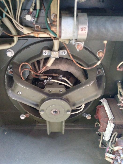 Продам.бензогенератор.