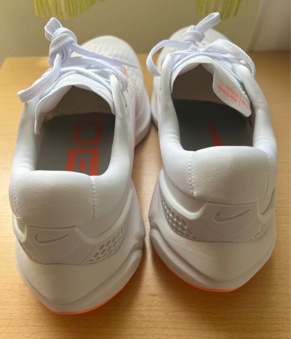 Ténis de corrida da Nike