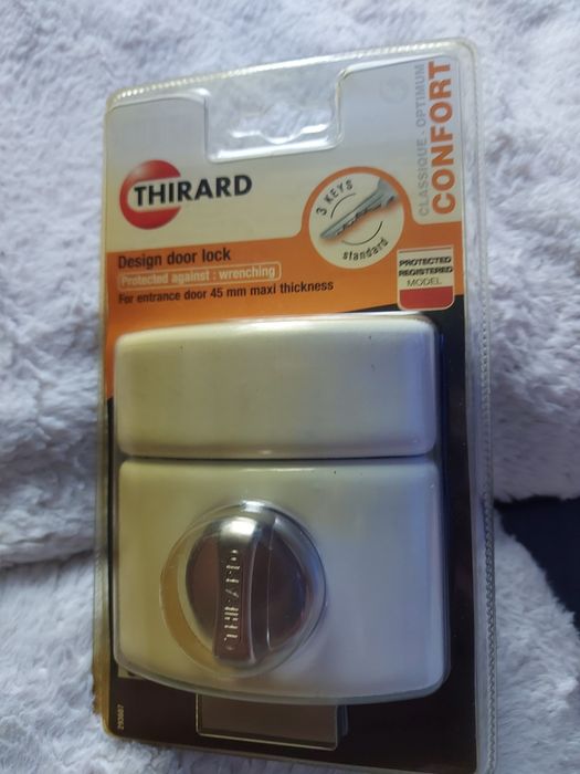 Sprzedam solidny zamek