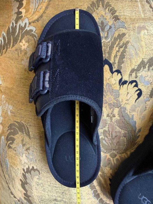 Шкіряні шльопанці UGG