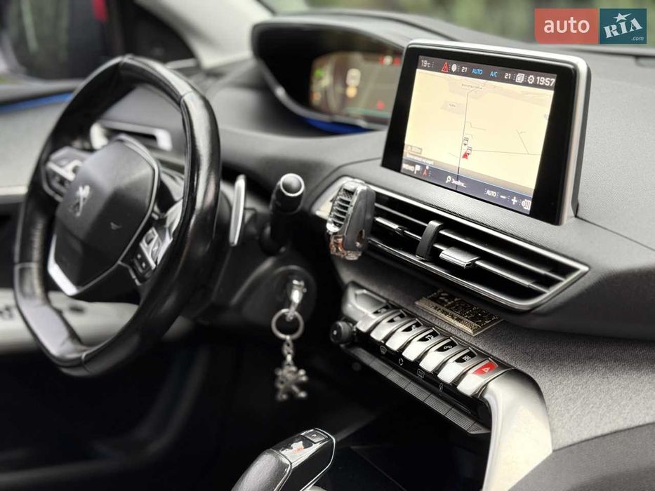 Продам пежо 3008