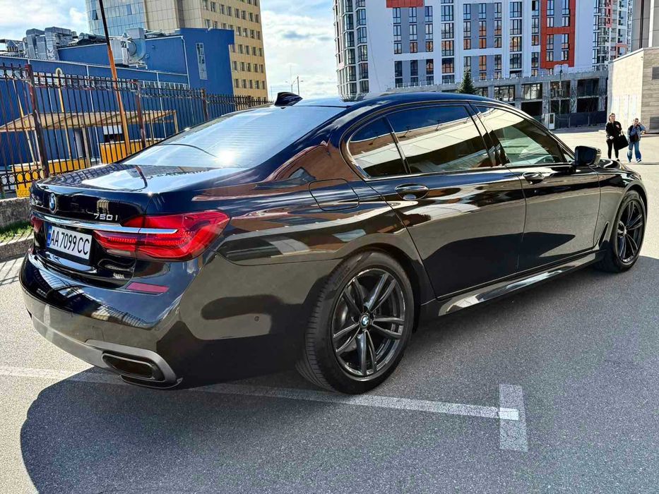 БMB 750LI Steptronik/450к.с-4.4/2017,пов. привід,пневмо.Обмін-квартира