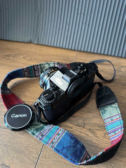 Aparat Canon A1 + obiektywy 50 f 1.8 + Helios M42
