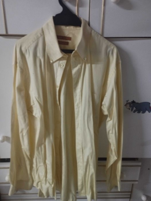 Camisa Zara amarela