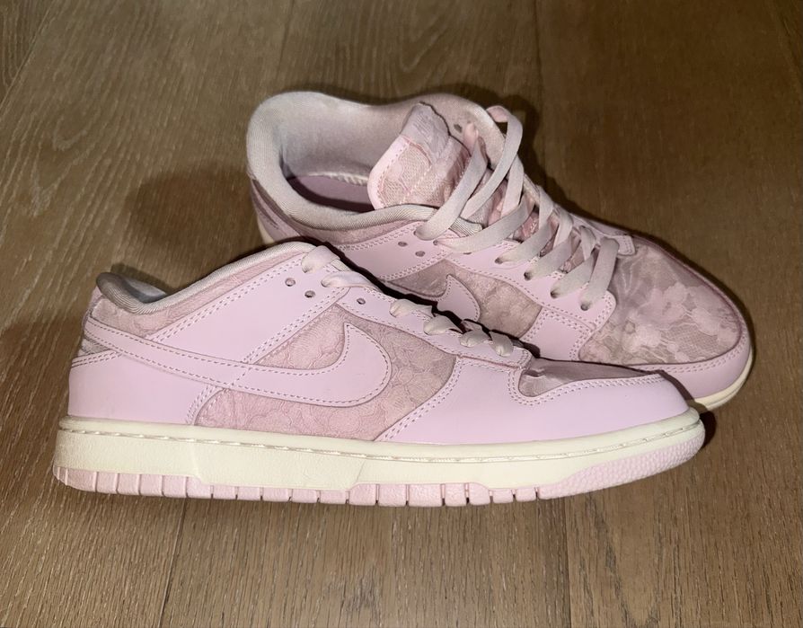 Nike Dunk Low Lace Pack Regal Pink