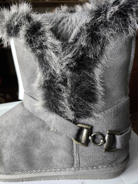 Уги женские 40 р