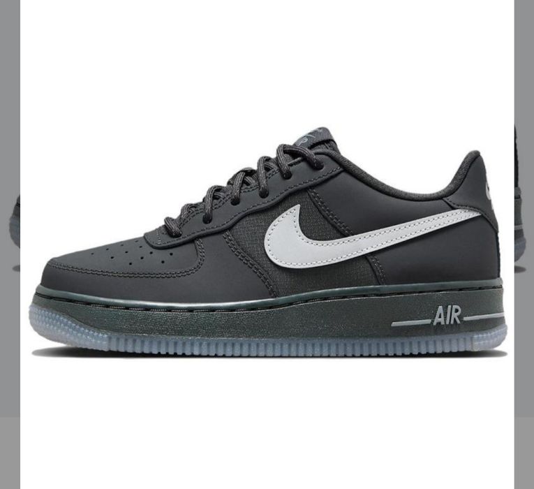 Кросівки на хлопчика від Nike air
