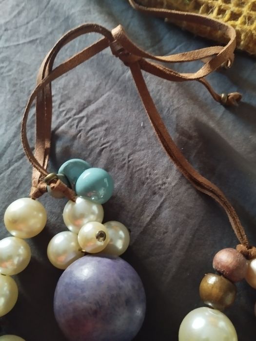 Colar  tipo boho 8€