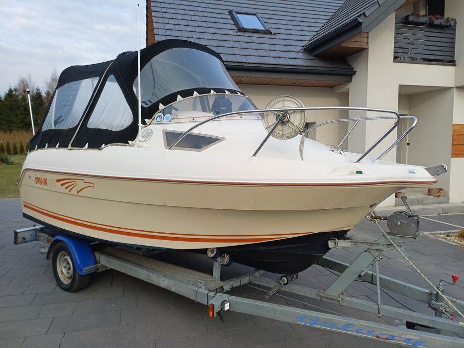 Łódz Motorowa Quicksilver Ornvik 470