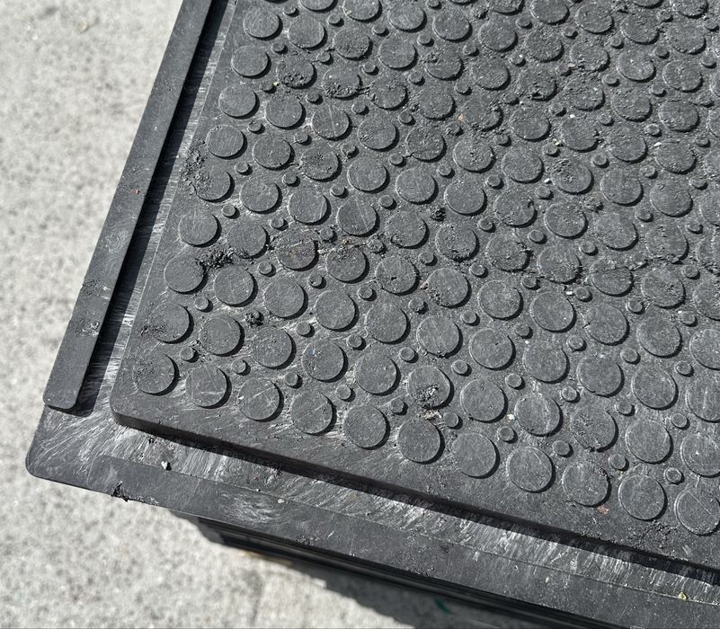 Maty drogowe 120x80 utwardzenie terenu dojazd budowa garaż konie Maty do stajni boksów padoków utwardzenie terenu antybłotne