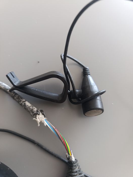Microfone com carregador veicular da Siemens
