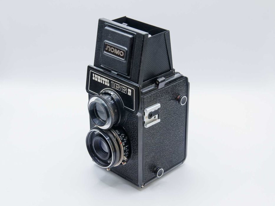 Camara Analogica LOMO Lubitel 166B - TLR Medio Formato