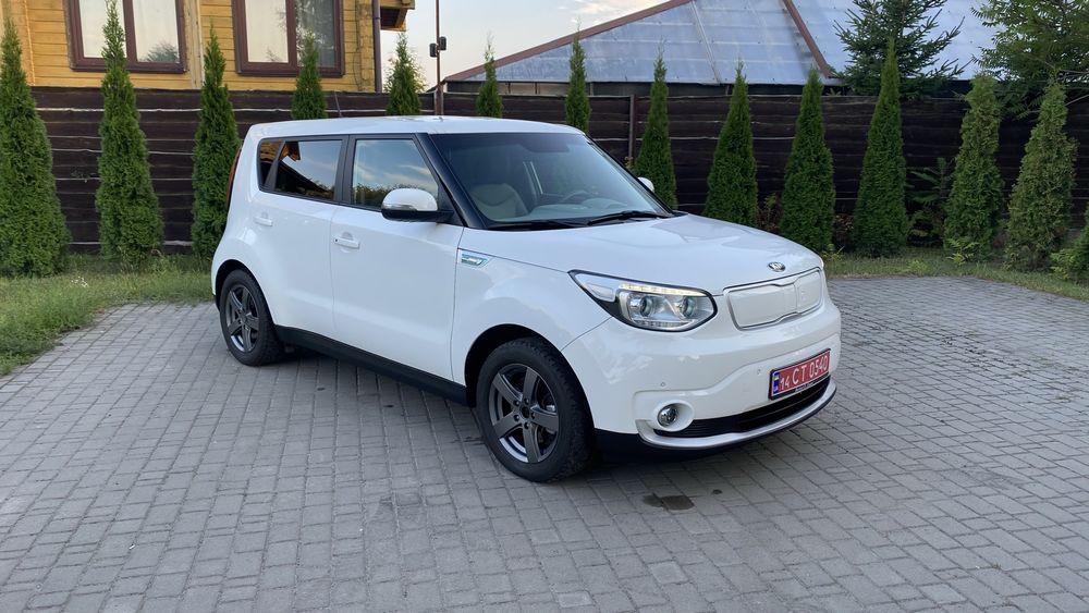 Продам електро KIA SOUL  EV