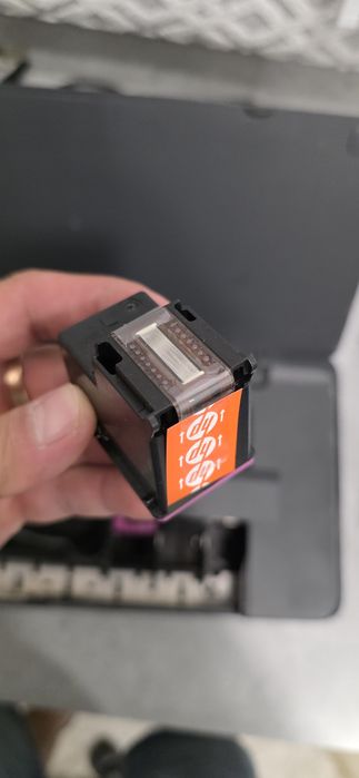 Продам компактный мобильный принтер HP OfficeJet 202.