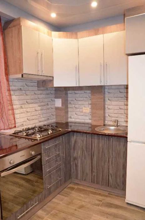 Посуточно 1 комн. Артема.