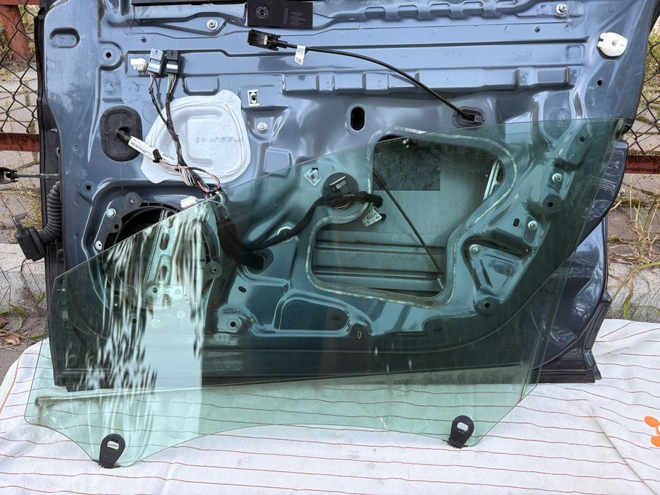Дверка передня права рено меган 4 універсал