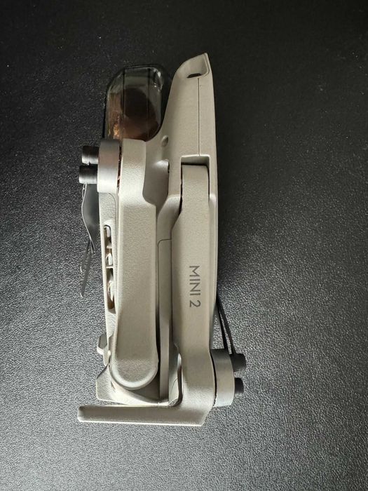 Drone mini 2 with Fly more combo (3 batteries + charger) like new!64585804653315120