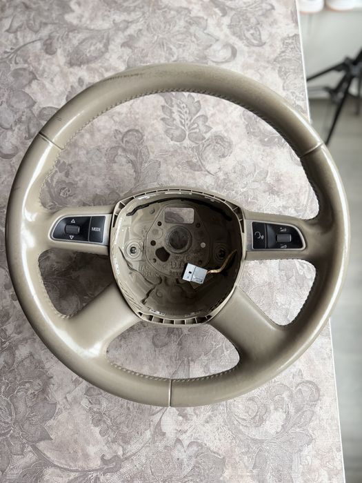 Кермо Audi A4 бежевий 8K0419091BGXBC