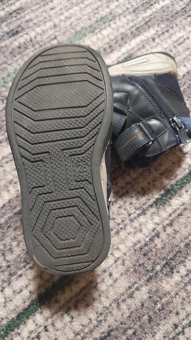 Взуття на хлопчика, зимове,осінь,34,32,28розміри