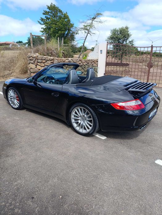 Porsche 911-997 Carrera 4S - cabrio - 2007 - c/caixa manual