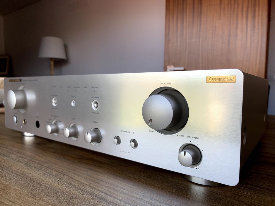 Amplificador Marantz PM 4400 OSE