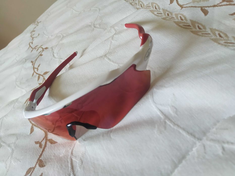 Óculos  de sol oakley originais usados UMA vez