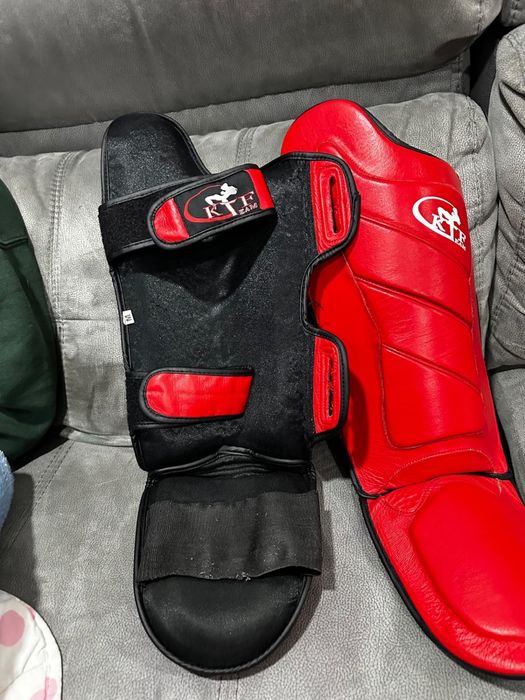 Caneleiras Kickboxing/Muay Thai